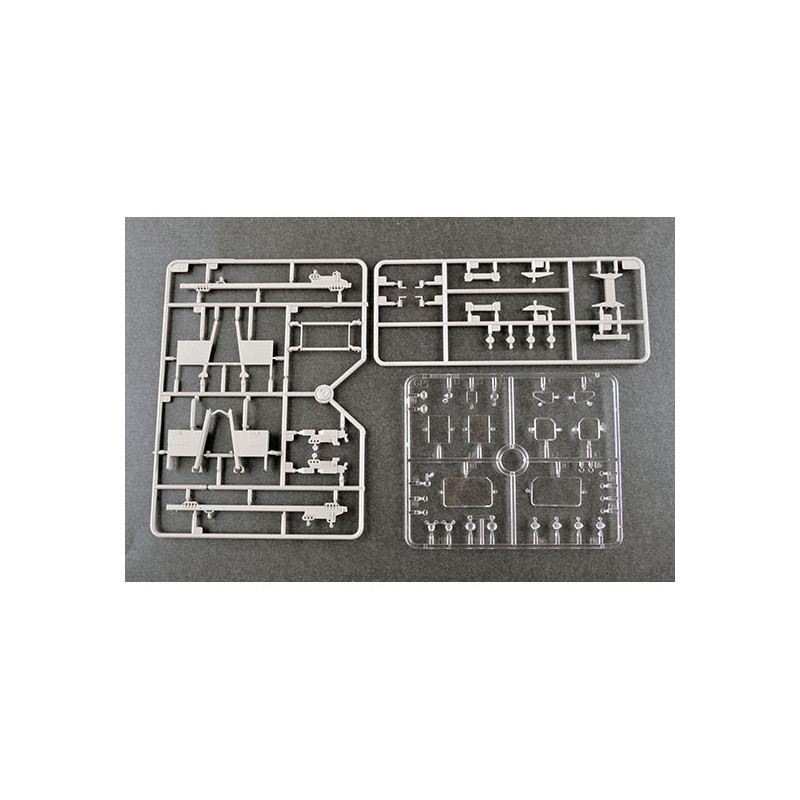 Trumpeter 01064 Сборная модель автомобиля HEMTT M1120 Container Handing Unit (CHU) (1:35)